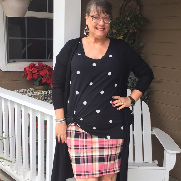 Love Poshmark! - Picture 2 of 8